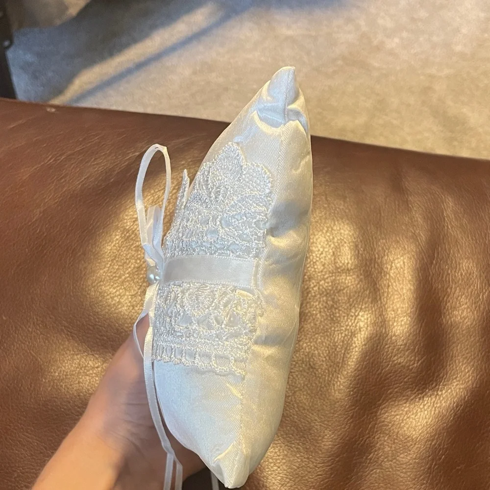 N/A elegant white